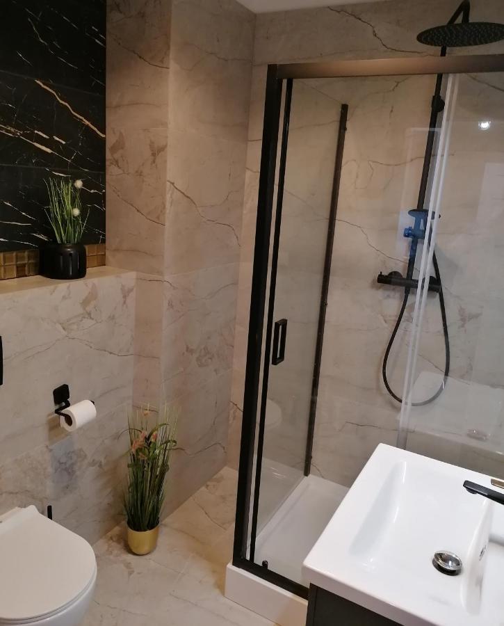 Szczecin Hanza Tower Apartment-Basen 외부 사진